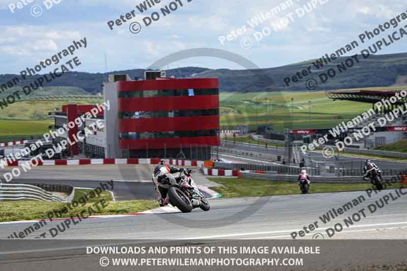 cadwell no limits trackday;cadwell park;cadwell park photographs;cadwell trackday photographs;enduro digital images;event digital images;eventdigitalimages;navarra;no limits trackdays;peter wileman photography;racing digital images;trackday digital images;trackday photos